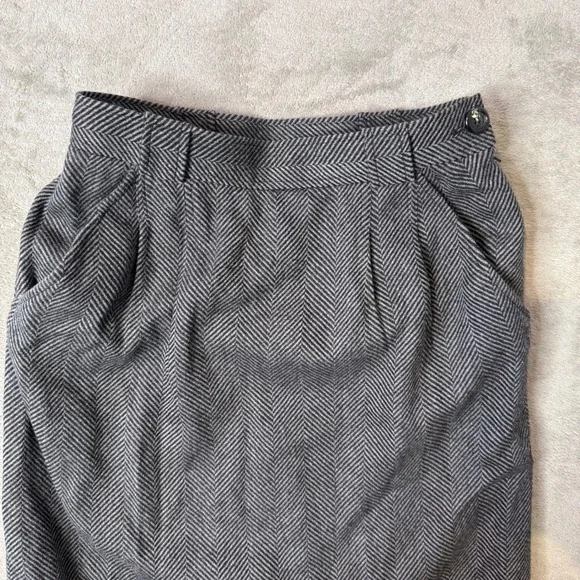 Vintage Yves Saint Laurent Variation Wool Herringbone Midi Skirt Gray Size 40 - Picture 5 of 10